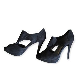 CHINESE LAUNDRY black fabric slip on suede stiletto peep toe heels Sz 7